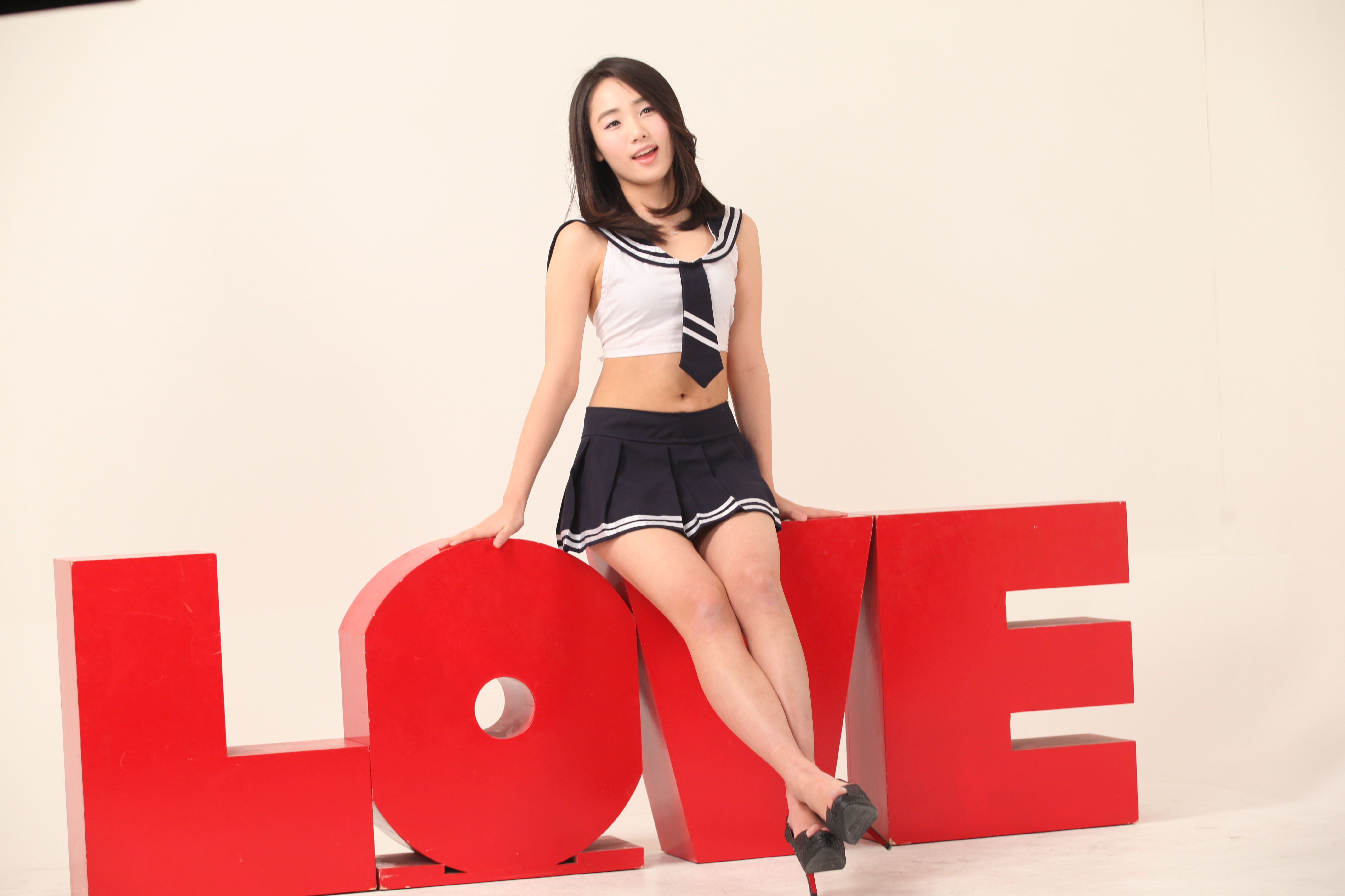 미분류 / 지영(선아) 1442장 7.38GB